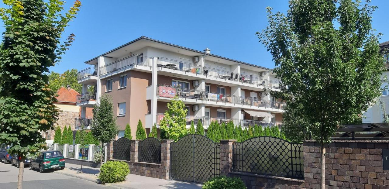 Riviera Wellness Apartman Siófok Exteriér fotografie